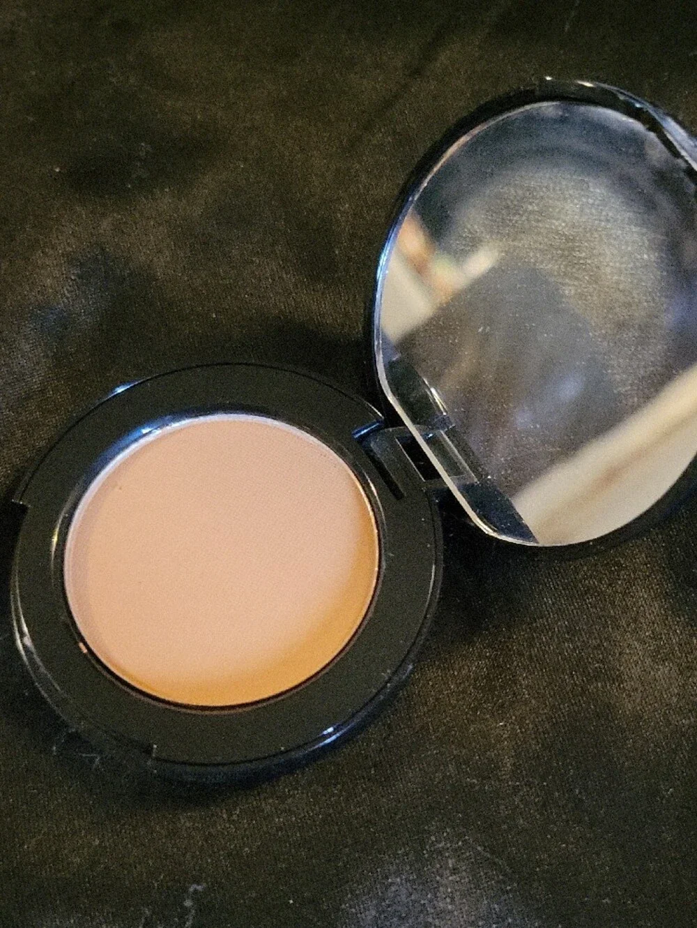 Too Faced Matte Brozer Chocolate Soleil Never Used
